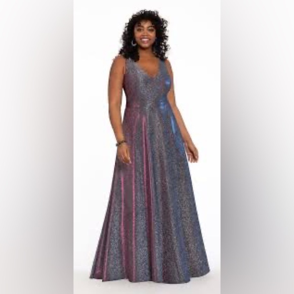 This is a dress I wore for my sweet 16 last year! It is a beautiful dress!